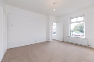 Bedroom- click for photo gallery